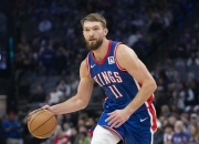 开云体育app-马刺主场战胜森林狼，德罗赞砍下垃圾时间进球