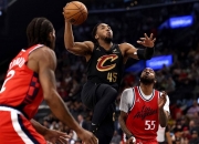 开云体育-快船队在接连战役中崭露头角，备战全面