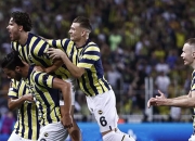 开云体育官网-雷恩主场战胜对手，豪取三分