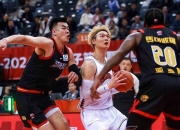 开云体育-包含关键时刻外线火力全开，球队成功逆转战局的词条