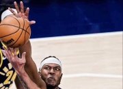 开云平台-步行者战胜凯尔特人，特纳砍下全队最高得分