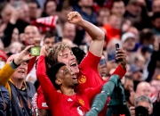 开云体育在线-曼联苦战终落败，止步欧冠半决赛