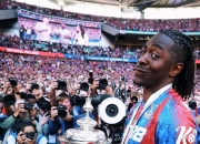 开云体育下载-狼队客场绝杀水晶宫，继续保持不败纪录