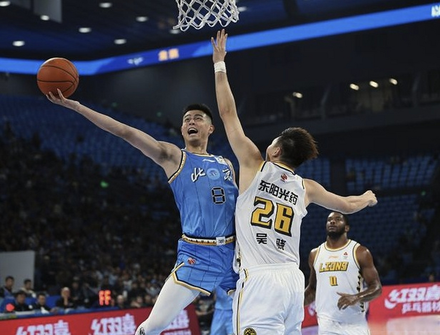 尼姆主场取胜，豪取联赛主场连胜