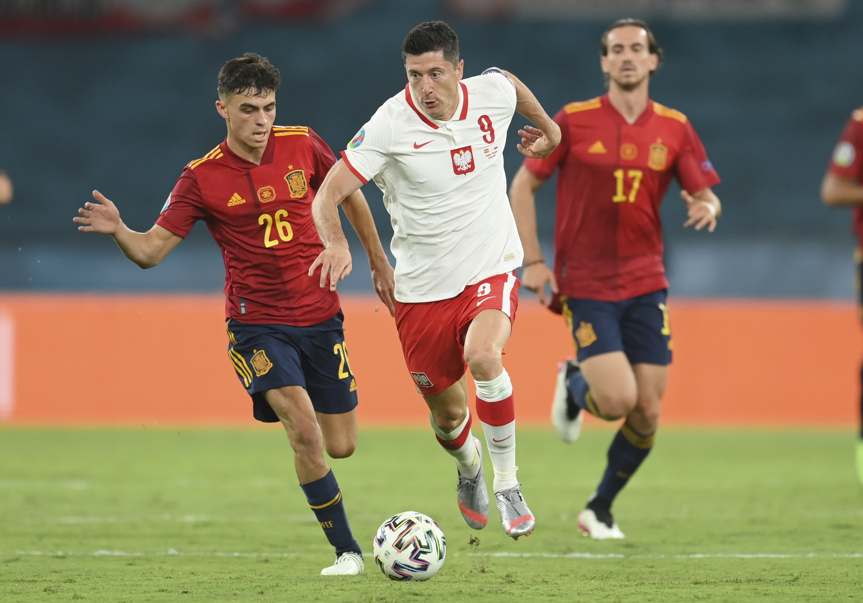 瑞典队紧追不舍，大比分胜出晋级欧洲杯八强的简单介绍