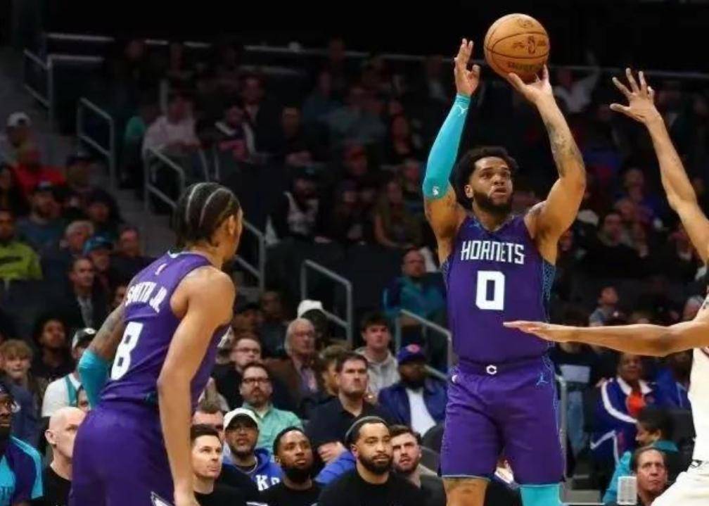 包含快船大胜黄蜂,继续保持不败纪录的词条 包含快船大胜黄蜂,继续保持不败纪录的词条