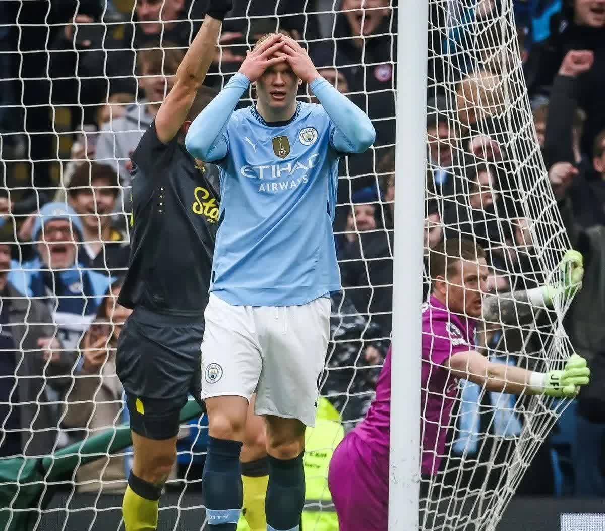 包含曼城遇强敌,客场失利,扑朔迷离的赛季之旅的词条 包含曼城遇强敌,客场失利,扑朔迷离的赛季之旅的词条