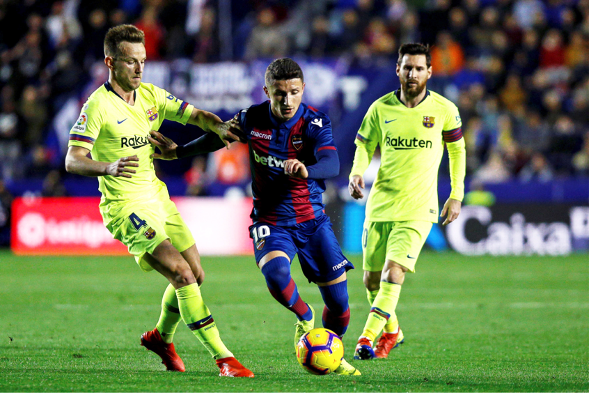 韦斯卡主场失利,保级形势愈发复杂的简单介绍 韦斯卡主场失利,保级形势愈发复杂的简单介绍