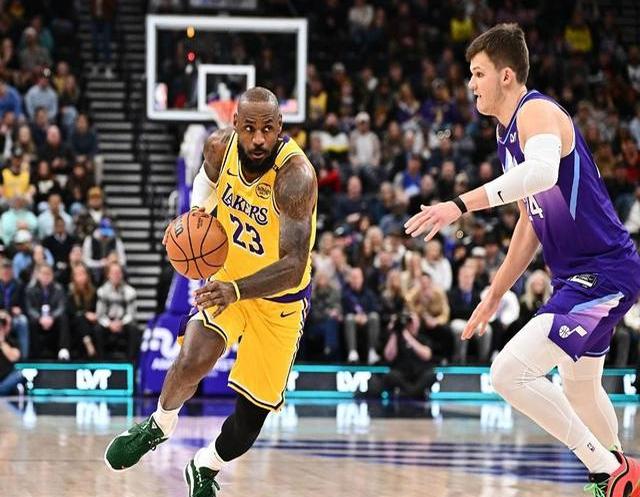 爵士客场惨败湖人,高质量对抗激烈 爵士客场惨败湖人,高质量对抗激烈