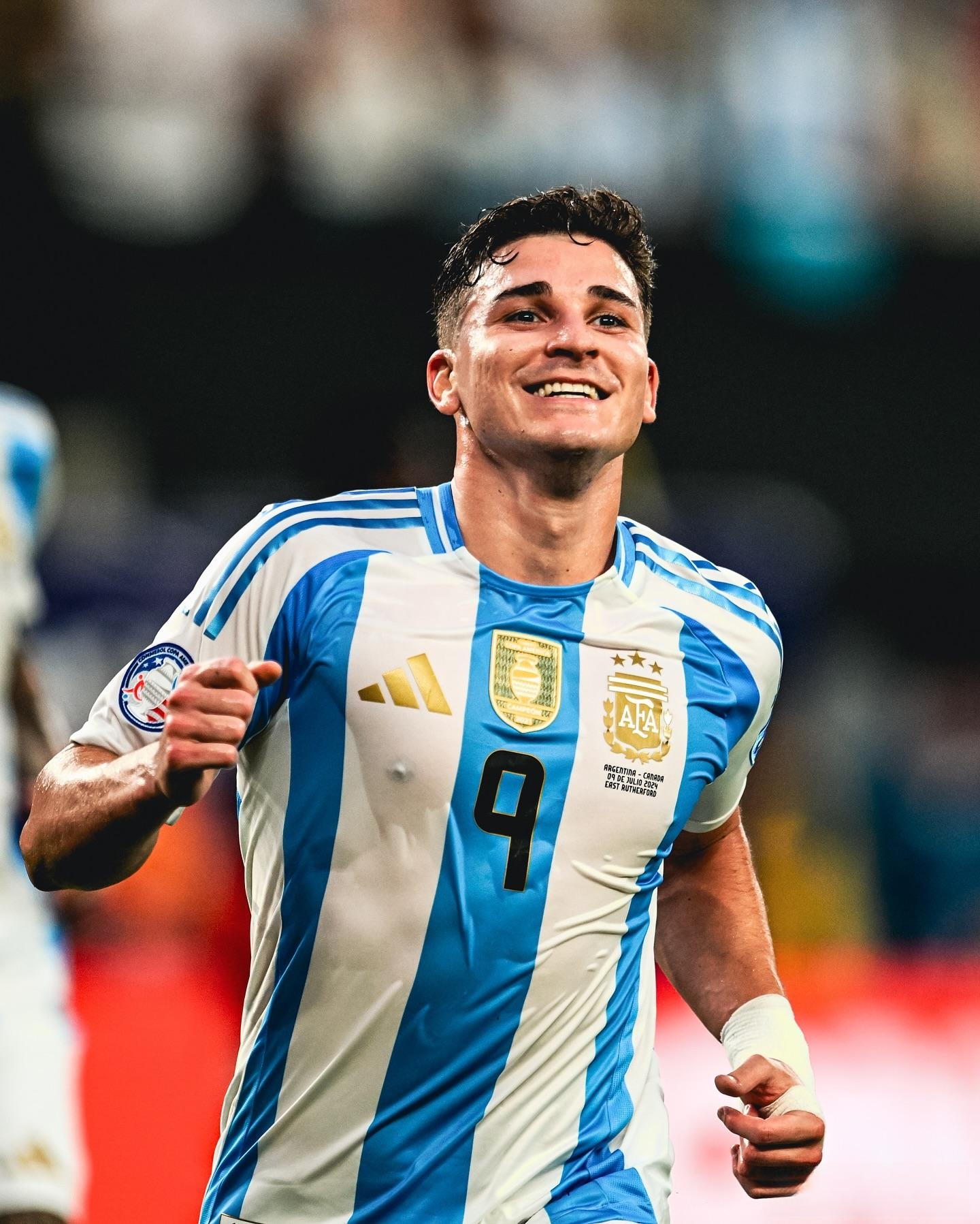 欧洲足球夏季转会窗口开启,主帅频频挽留核心球员的简单介绍 欧洲足球夏季转会窗口开启,主帅频频挽留核心球员的简单介绍