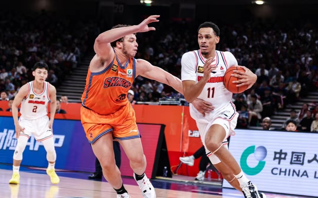 选手的不凡表现引发传媒和球迷关注的简单介绍 选手的不凡表现引发传媒和球迷关注的简单介绍