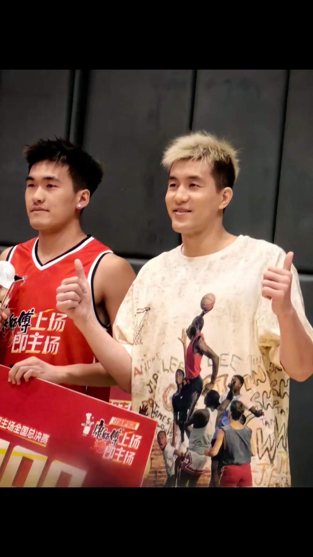 选手的不凡表现引发传媒和球迷关注的简单介绍 选手的不凡表现引发传媒和球迷关注的简单介绍