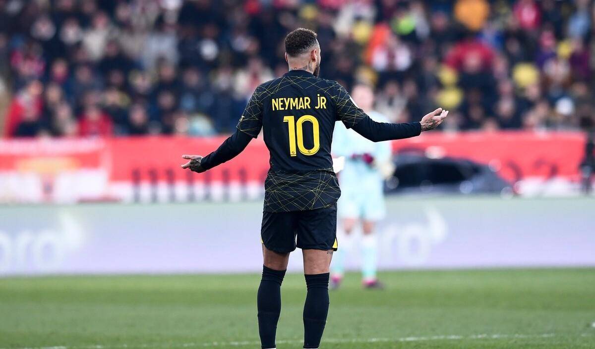 关于斯图加特遭遇两连败，球队士气下滑的信息