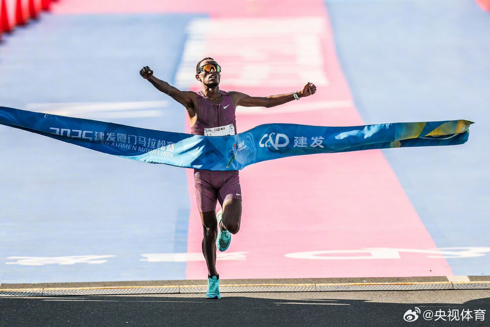 非洲运动员展现实力:逆袭夺牌的简单介绍 非洲运动员展现实力:逆袭夺牌的简单介绍