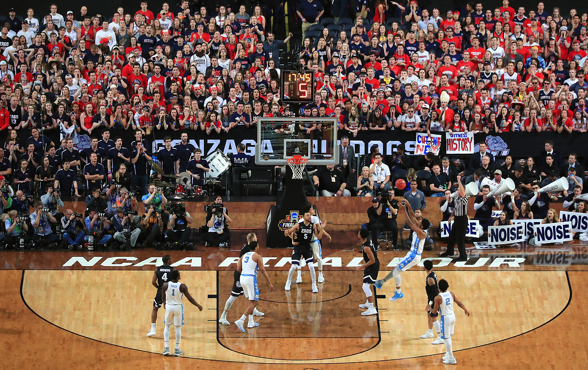 关于开拓者队客场大胜马刺，遭遇三连败的信息