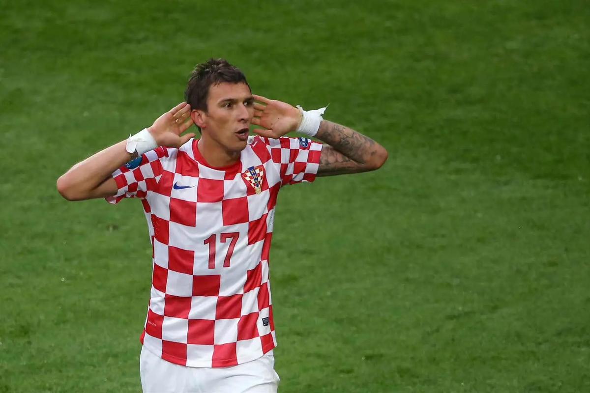 包含克罗地亚队在紧张比赛中获胜,晋级强的词条 包含克罗地亚队在紧张比赛中获胜,晋级强的词条