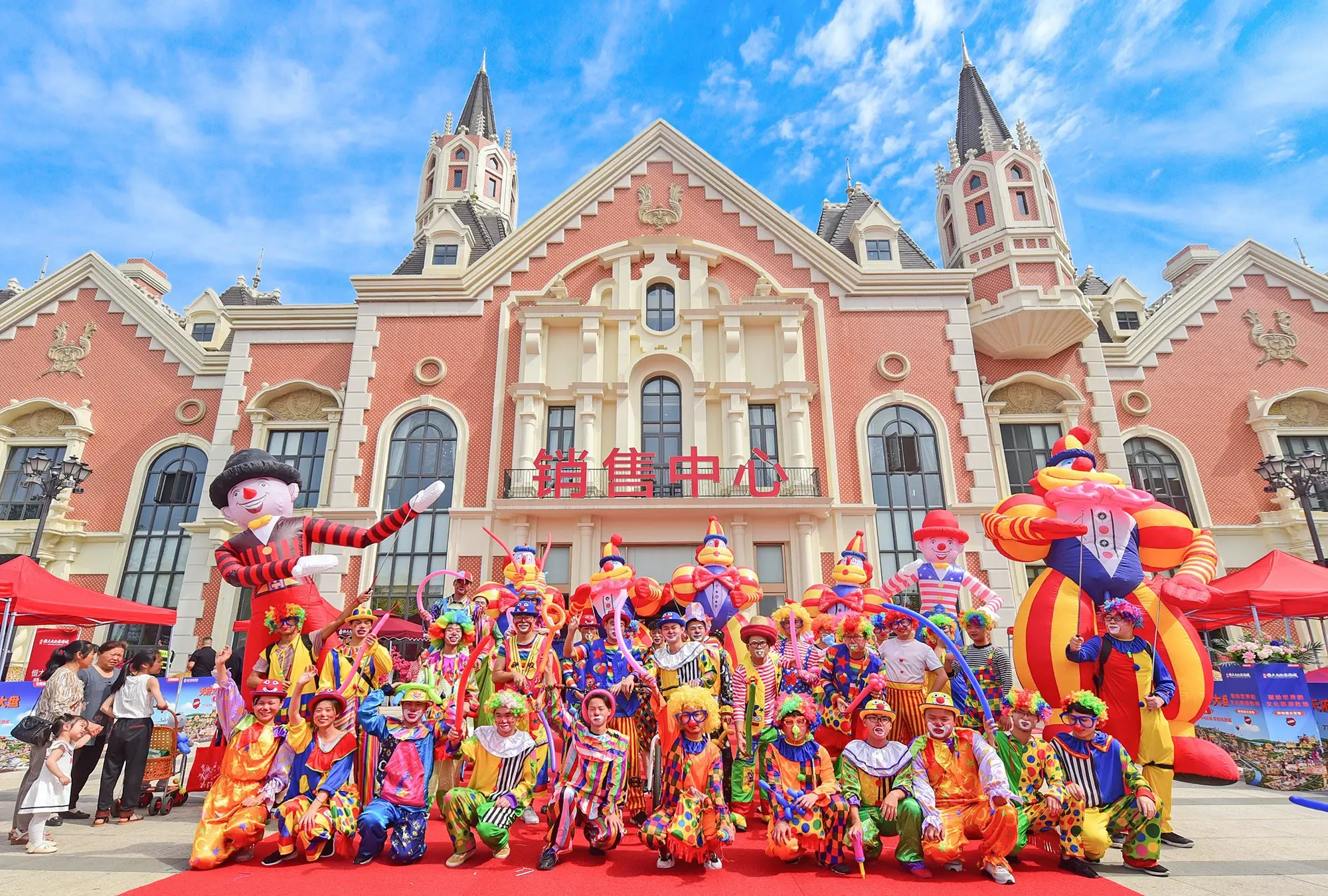 关于恒大迎来一场惊险的高尔夫对决的信息 关于恒大迎来一场惊险的高尔夫对决的信息