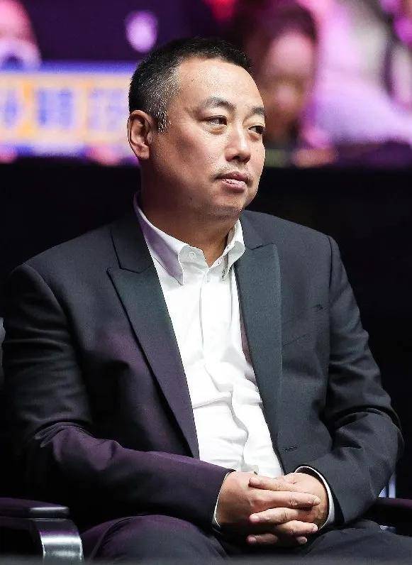 足球明星刘国梁将夺冠