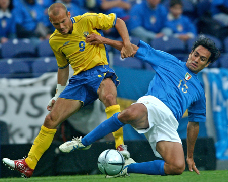 包含欧洲杯预选赛首轮:瑞典队与保加利亚队鏖战三小时的词条 包含欧洲杯预选赛首轮:瑞典队与保加利亚队鏖战三小时的词条