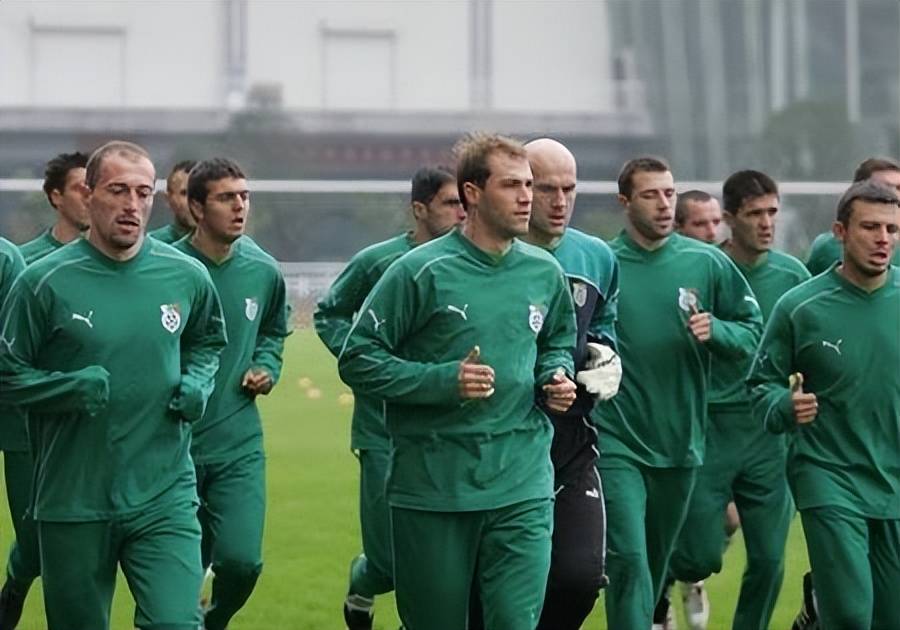 包含欧洲杯预选赛首轮:瑞典队与保加利亚队鏖战三小时的词条 包含欧洲杯预选赛首轮:瑞典队与保加利亚队鏖战三小时的词条