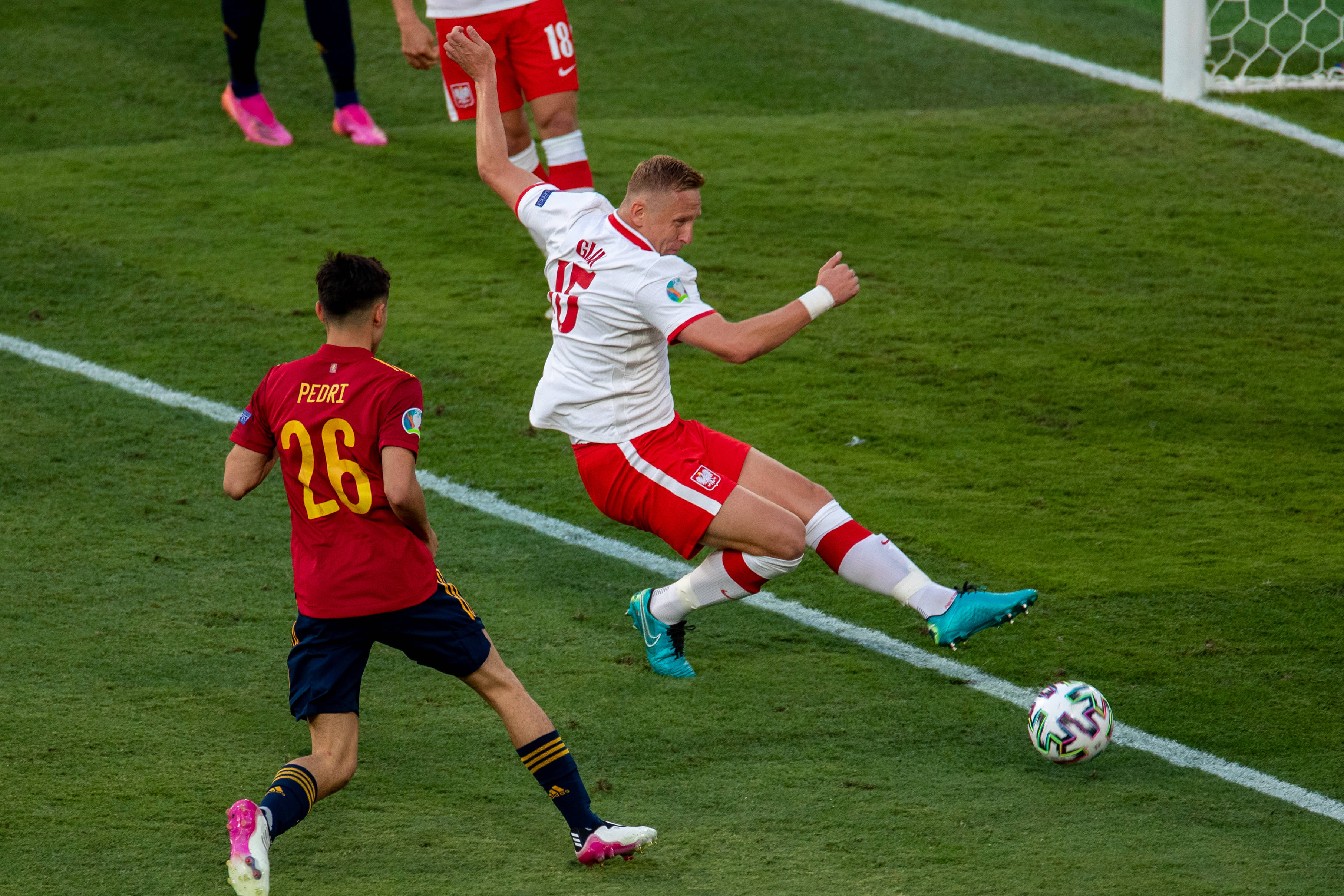 波兰球员赴西班牙试训展现实力的简单介绍 波兰球员赴西班牙试训展现实力的简单介绍