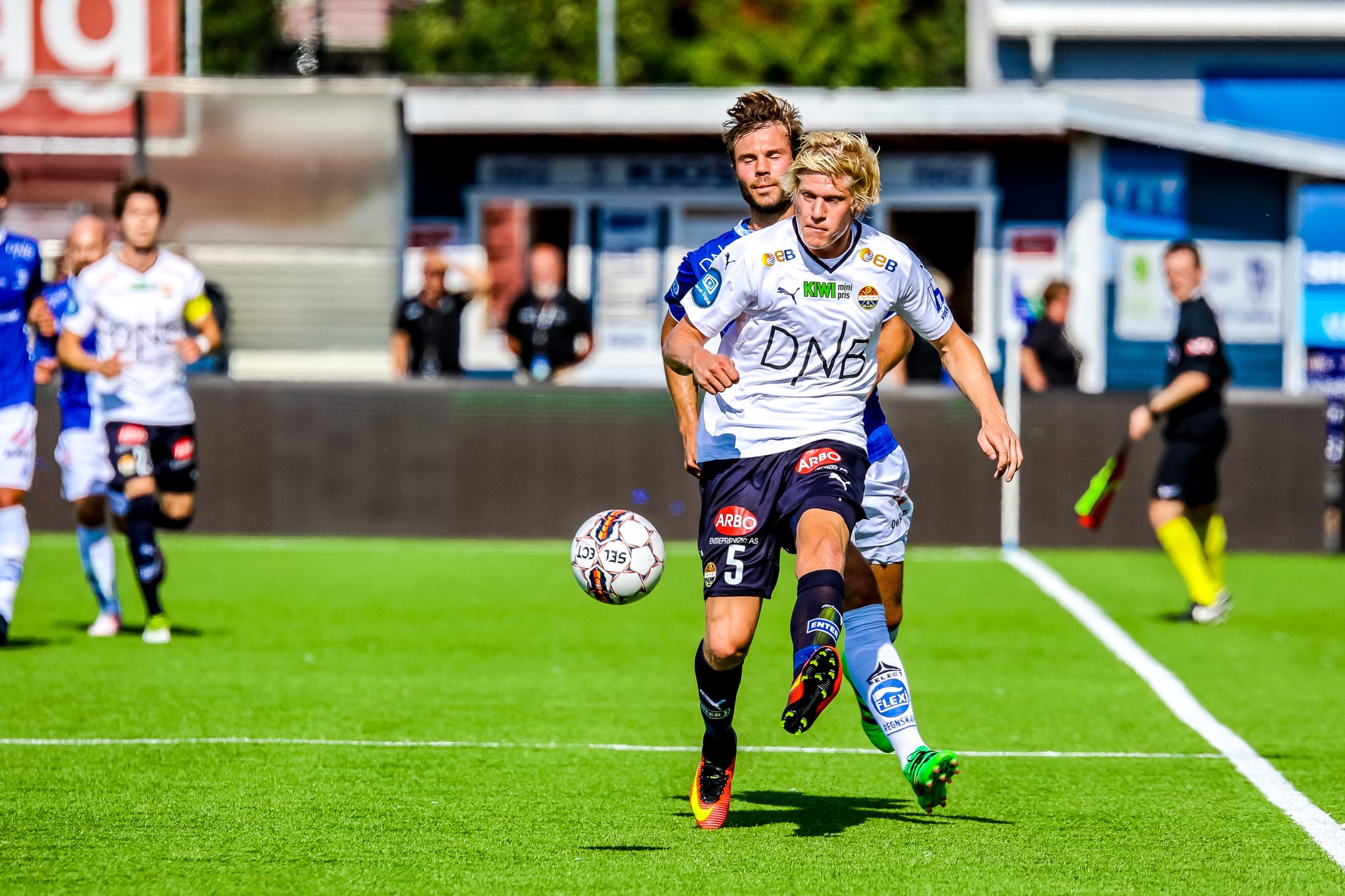 豪情万丈！球队士气高昂，誓取佳绩的简单介绍