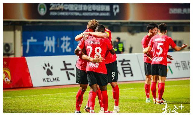 包含亚洲队球员奋发拼搏,挑战赛场连连获胜的词条 包含亚洲队球员奋发拼搏,挑战赛场连连获胜的词条