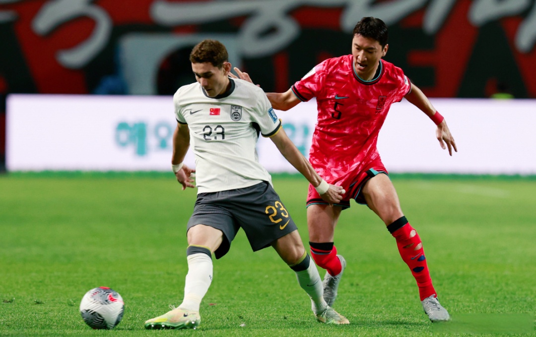 柏林联队客场力克对手，晋级下一轮