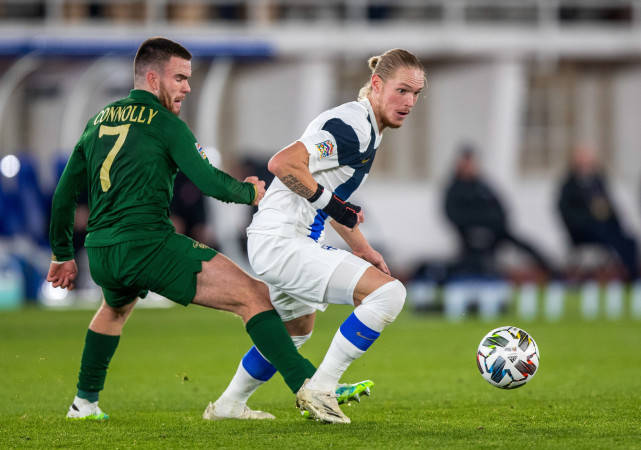 马德里夜晚传奇,疯狂球迷庆祝,派对欢乐的简单介绍 马德里夜晚传奇,疯狂球迷庆祝,派对欢乐的简单介绍