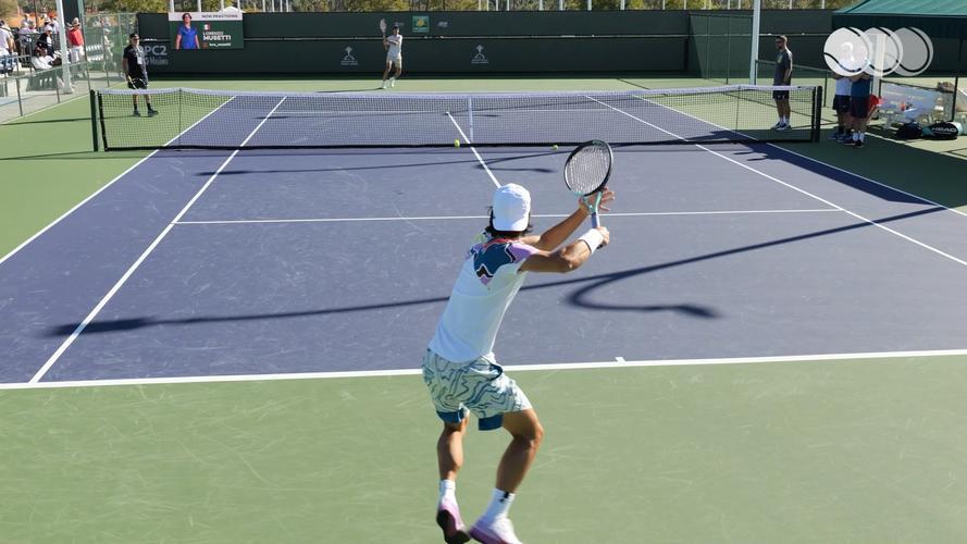 包含意大利网球队轻取欧洲网球队，克耶高斯关键制胜的词条