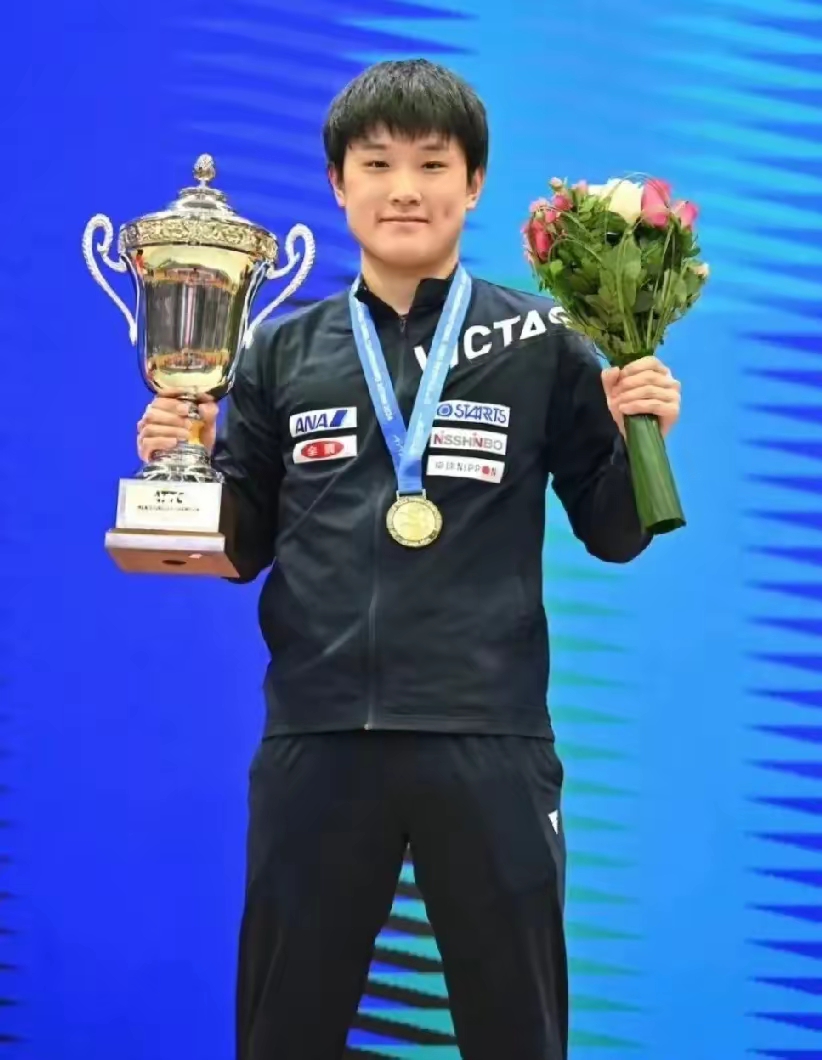 包含波兰乒乓球队完胜瑞典乒乓球队，张本智和统治全场的词条