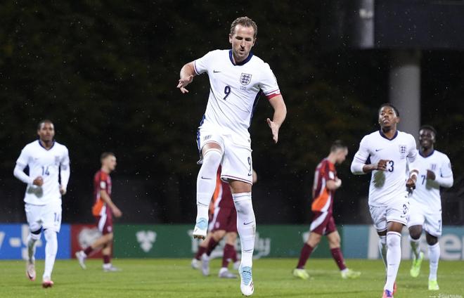 葡萄牙完胜比利时，凯恩点燃赛场